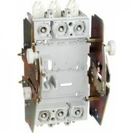 Комплект для выдвижного исполнения OptiMat D400, D630 320-630А-УХЛ3 Комплект для выдвижного исполнения OptiMat D400, D630 320-630А-УХЛ3